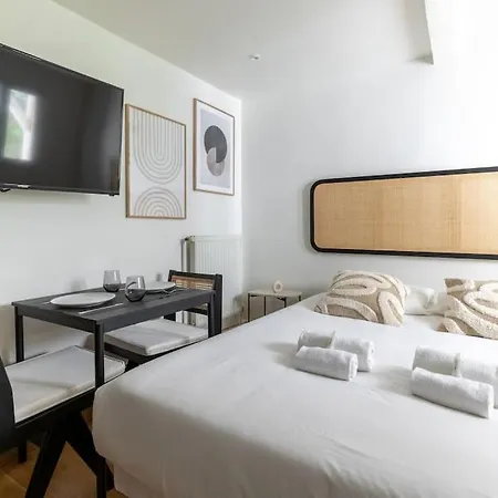 De Charme Proche De Montparnasse Appartamento Parigi